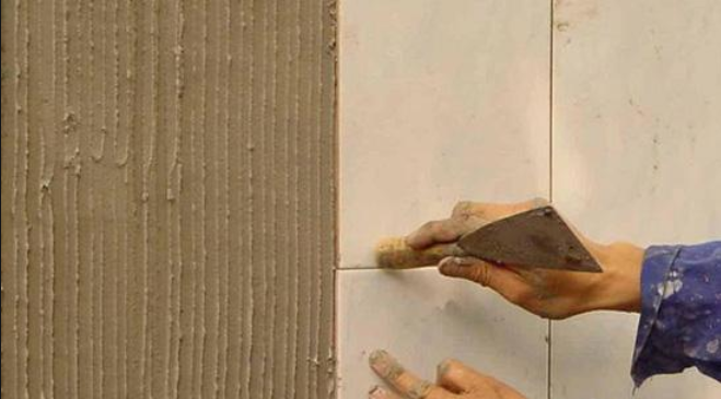 瓷砖胶+水泥、黄沙、其它添加剂？